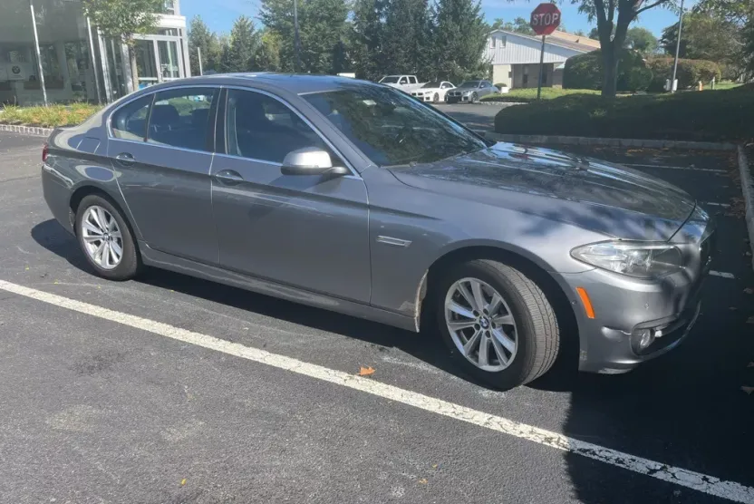 2016 Bmw 528i xDrive photo 1