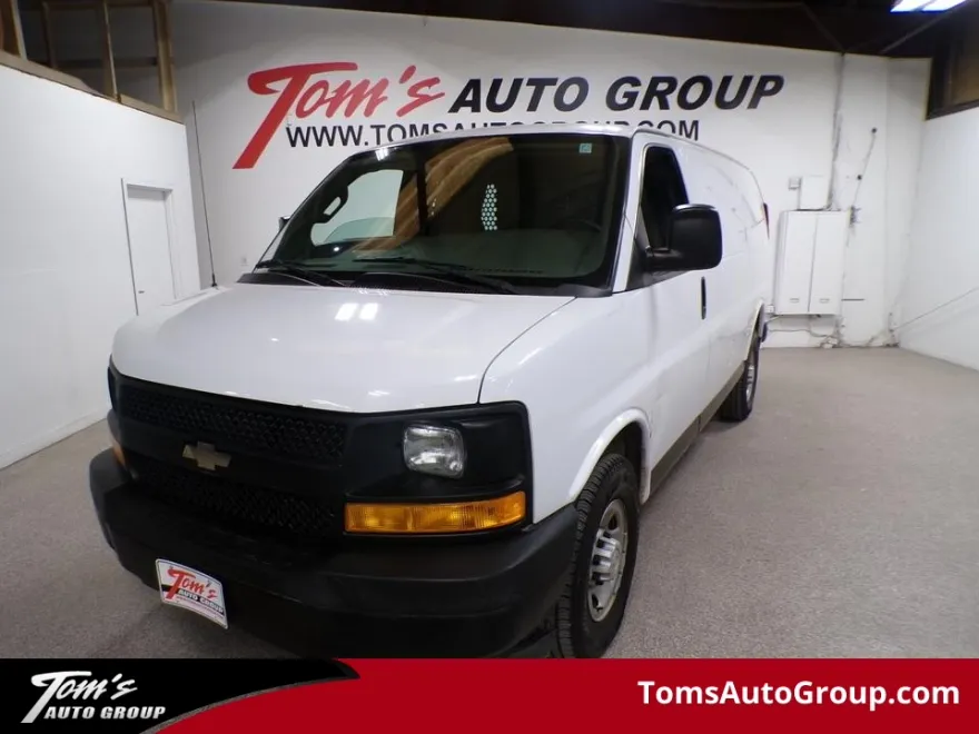 2017 Chevrolet Express Cargo Van photo 1