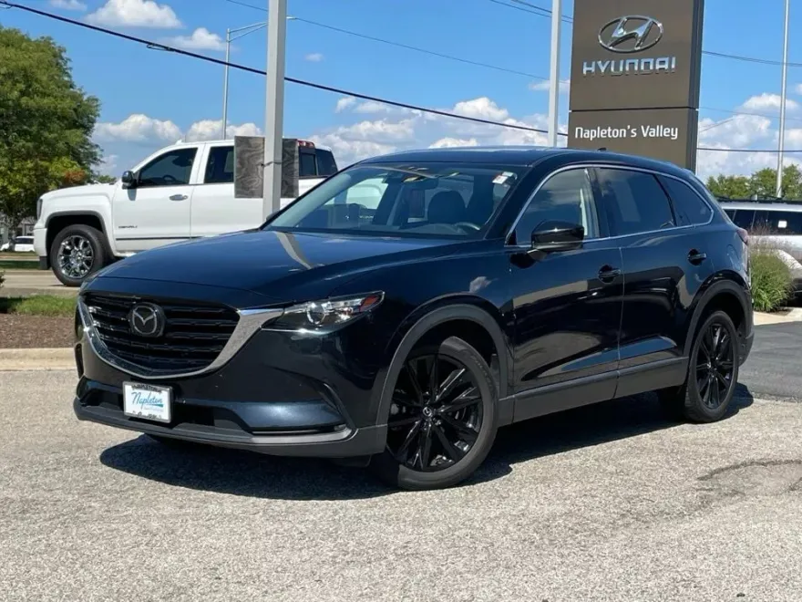 2023 Mazda CX-9 Touring photo 1