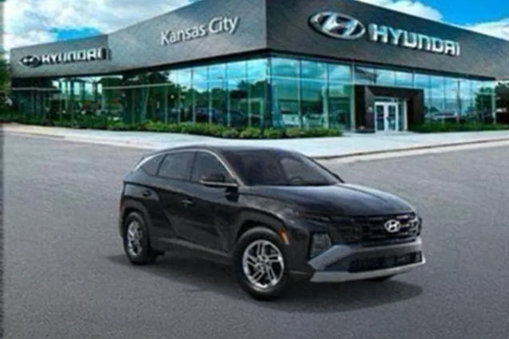 2025 Hyundai Tucson SE photo 1