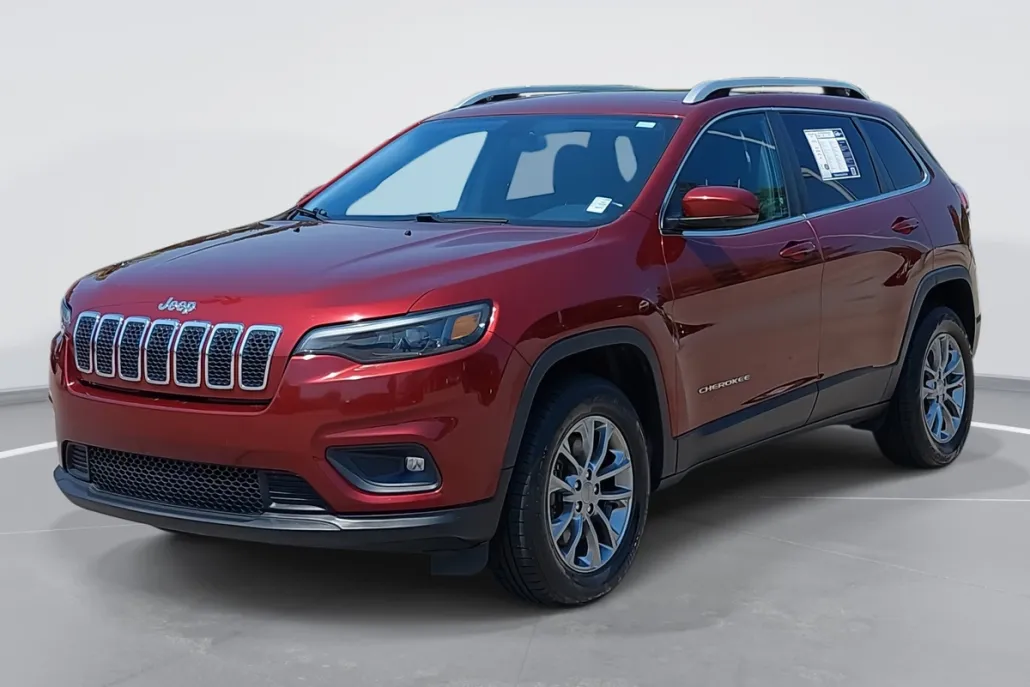 2019 Jeep Cherokee Latitude photo 1