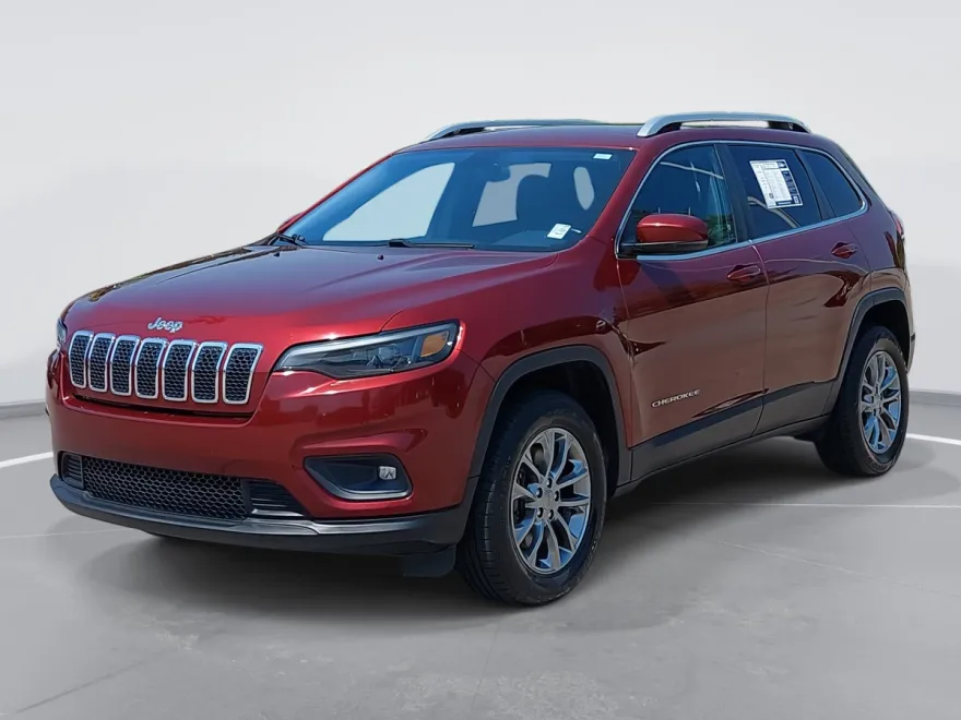 2019 Jeep Cherokee Latitude photo 1