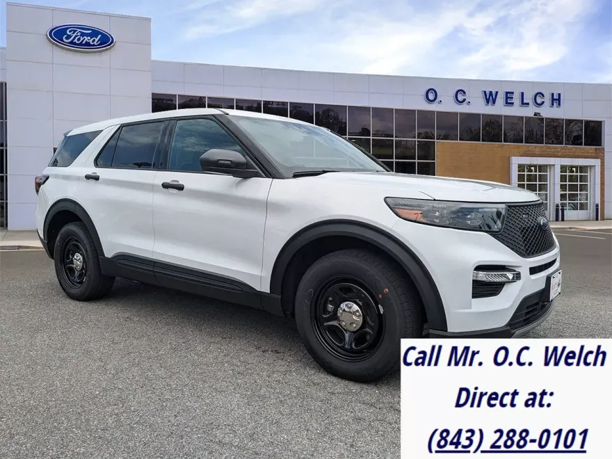 2025 Ford Explorer photo 1
