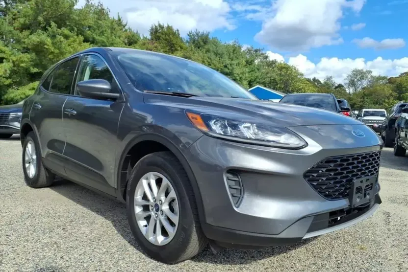 2021 Ford Escape SE photo 1