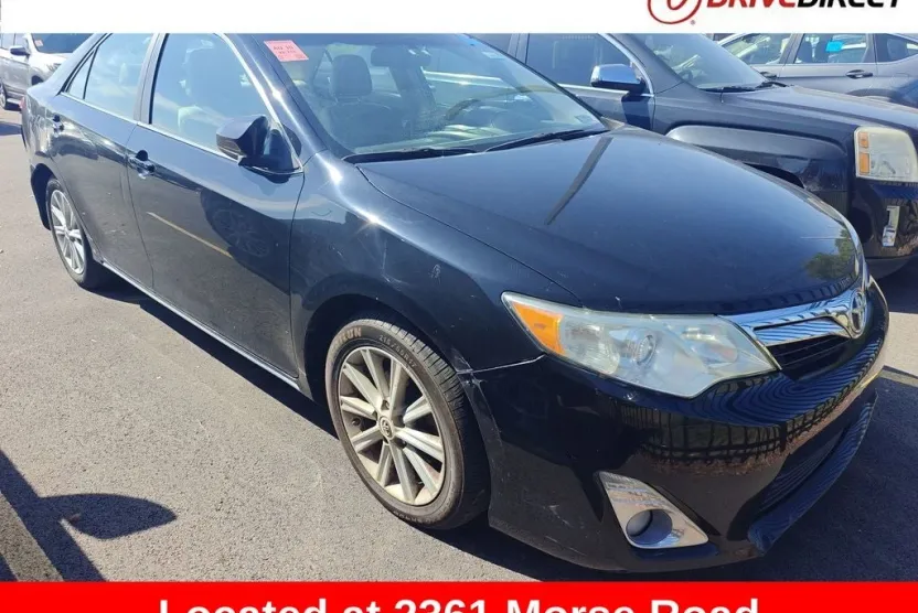 2012 Toyota Camry XLE photo 1