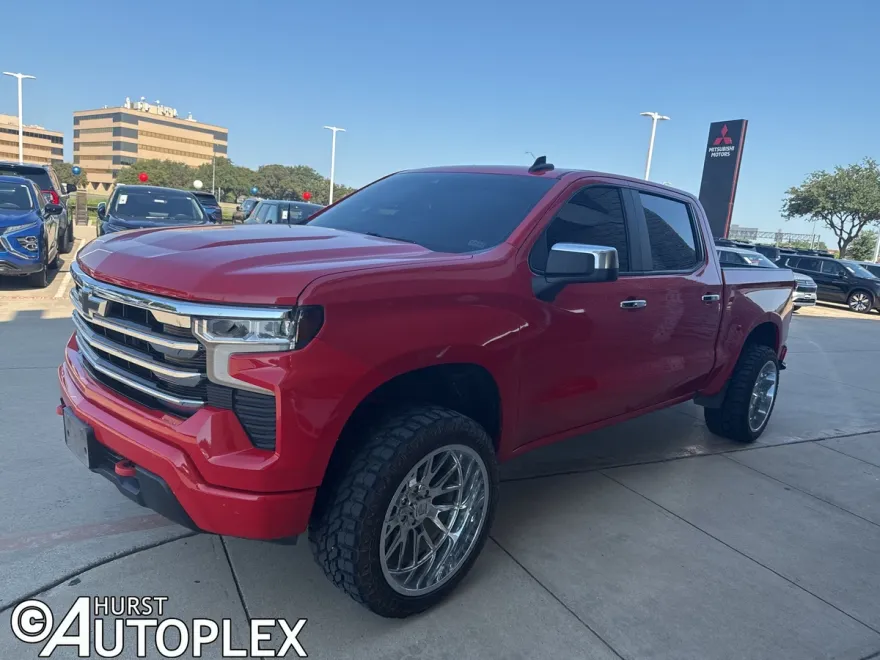 2023 Chevrolet Silverado 1500 Custom photo 1