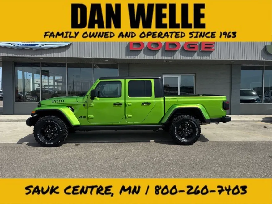 2025 Jeep Gladiator Willys photo 1