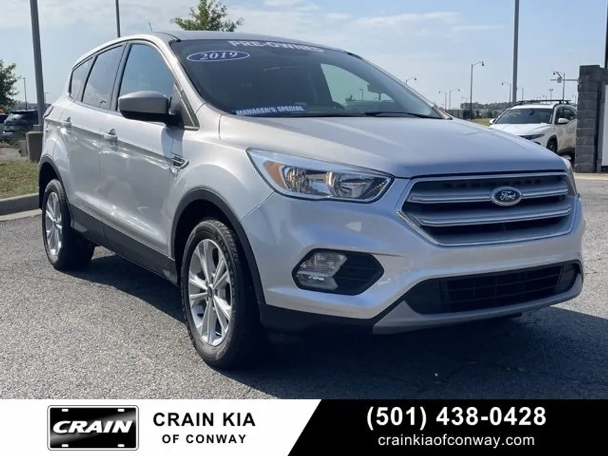 2019 Ford Escape SE photo 1