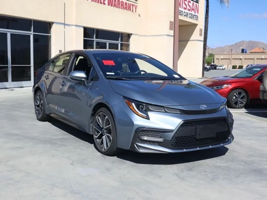 2020 Toyota Corolla SE photo 1