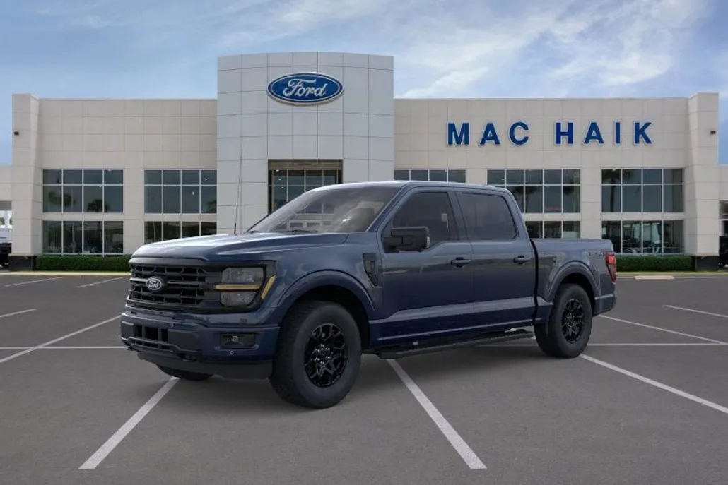 2025 Ford F-150 XLT photo 1
