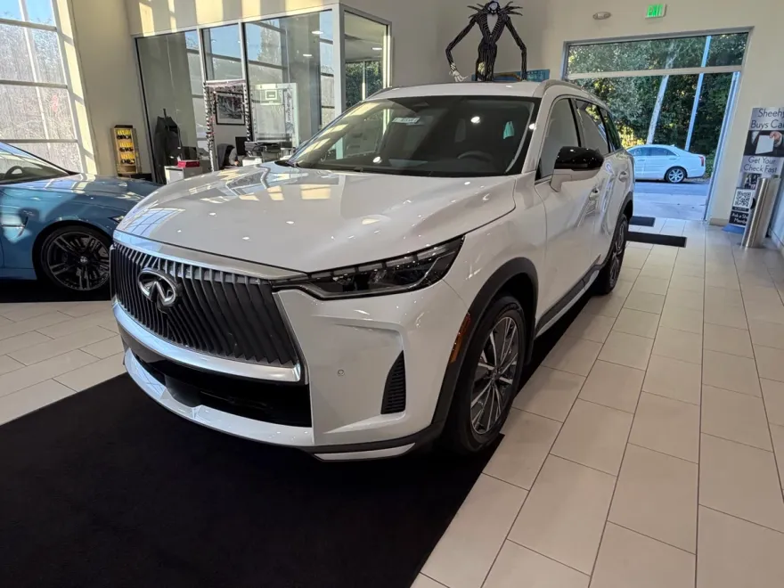 2026 Infiniti QX60 Luxe photo 1