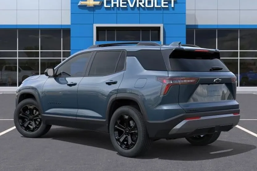 2026 Chevrolet Equinox LT photo 1