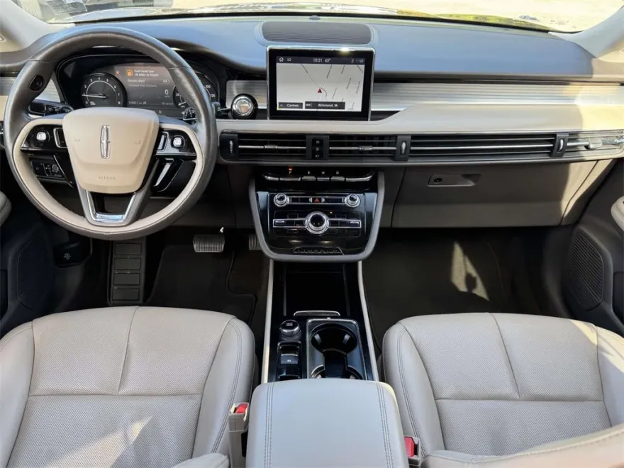 2021 Lincoln Corsair Standard photo 1