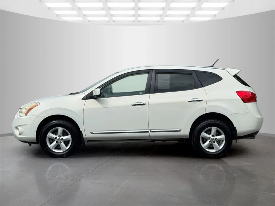 2013 Nissan Rogue S photo 1