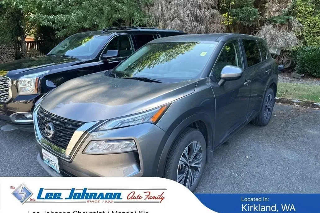 2023 Nissan Rogue SV photo 1