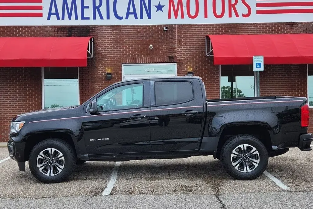 2022 Chevrolet Colorado Z71 photo 1