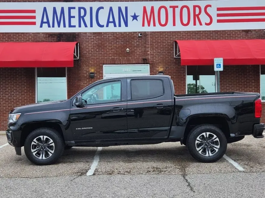 2022 Chevrolet Colorado Z71 photo 1