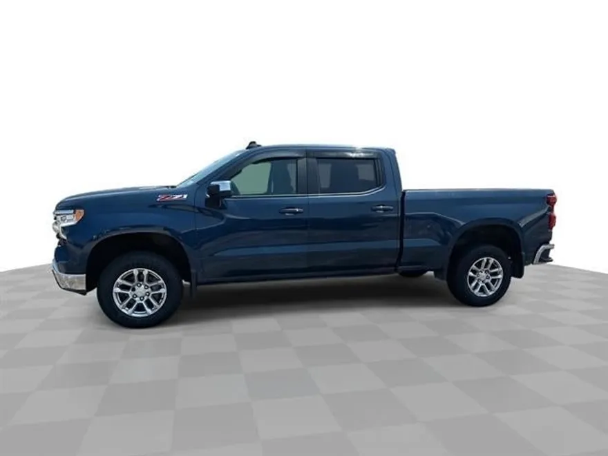2023 Chevrolet Silverado 1500 LT photo 1