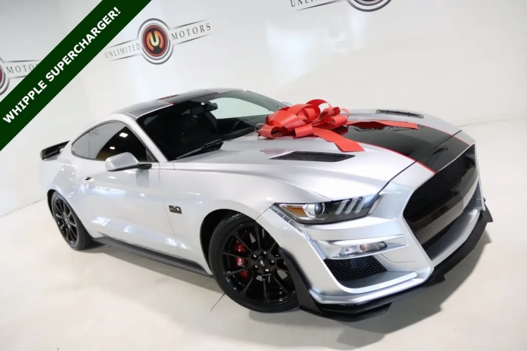2016 Ford Mustang GT photo 1