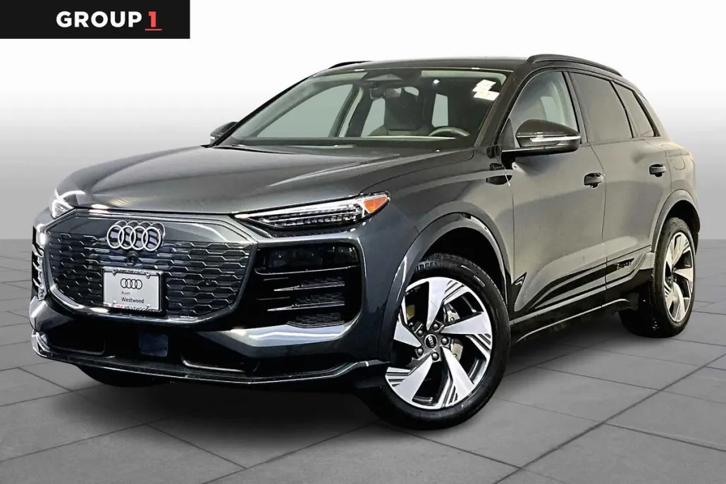 2025 Audi Q6 E-tron Premium Plus photo 1