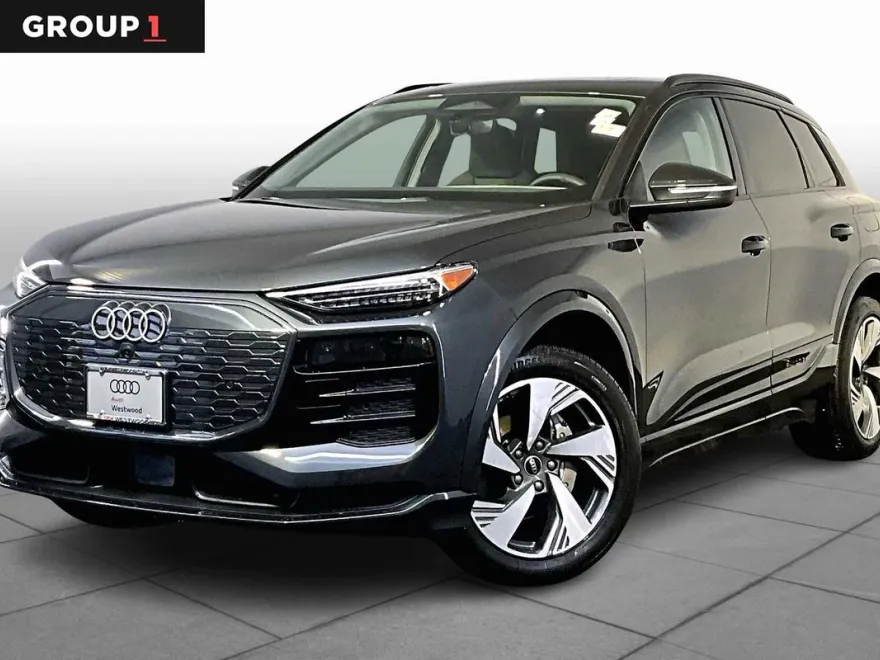 2025 Audi Q6 E-tron Premium Plus photo 1