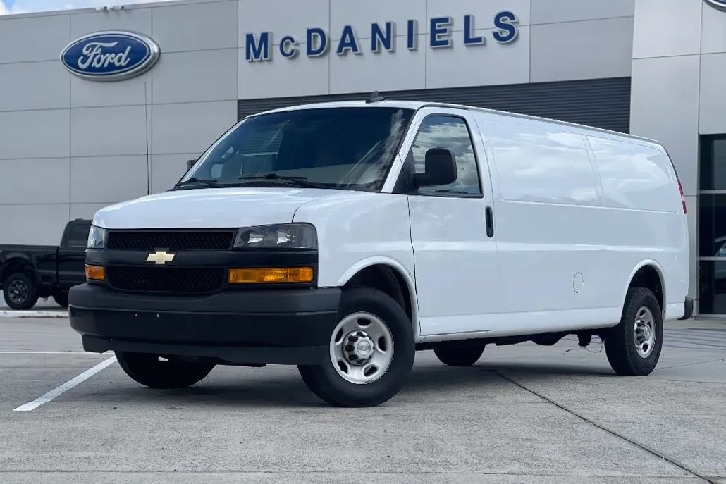 2021 Chevrolet Express 2500 Work Van Cargo photo 1