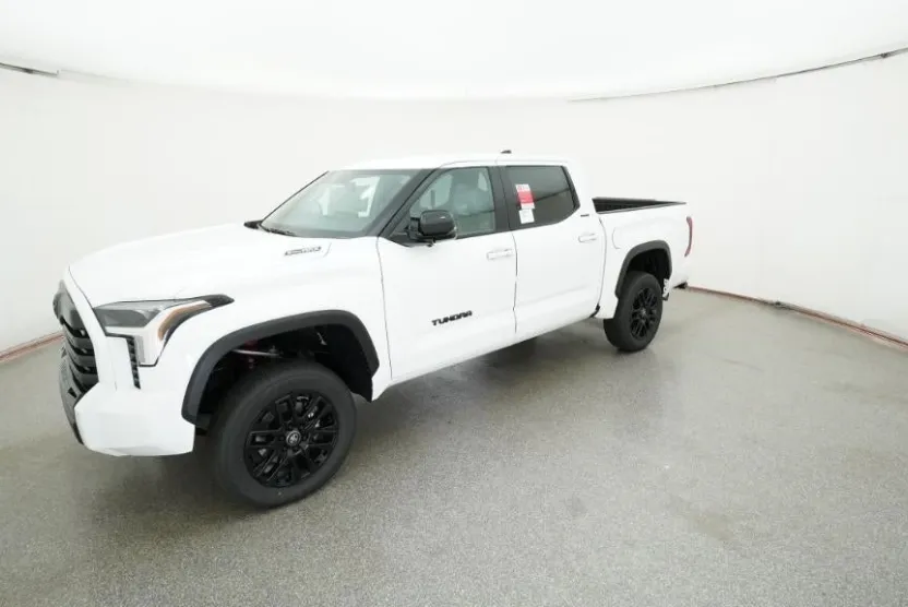 2025 Toyota Tundra Limited Platinum photo 1