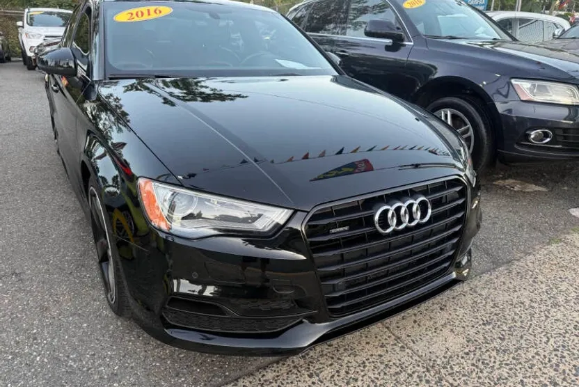 2016 Audi A3 2.0T Quattro Premium photo 1
