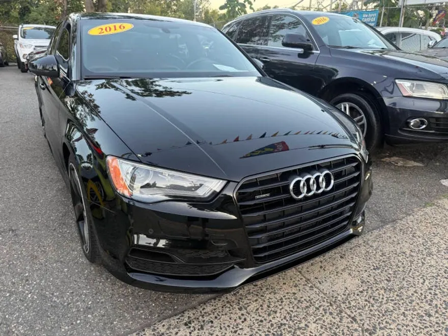 2016 Audi A3 2.0T Quattro Premium photo 1