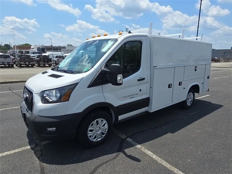 2025 Ford Transit photo 1