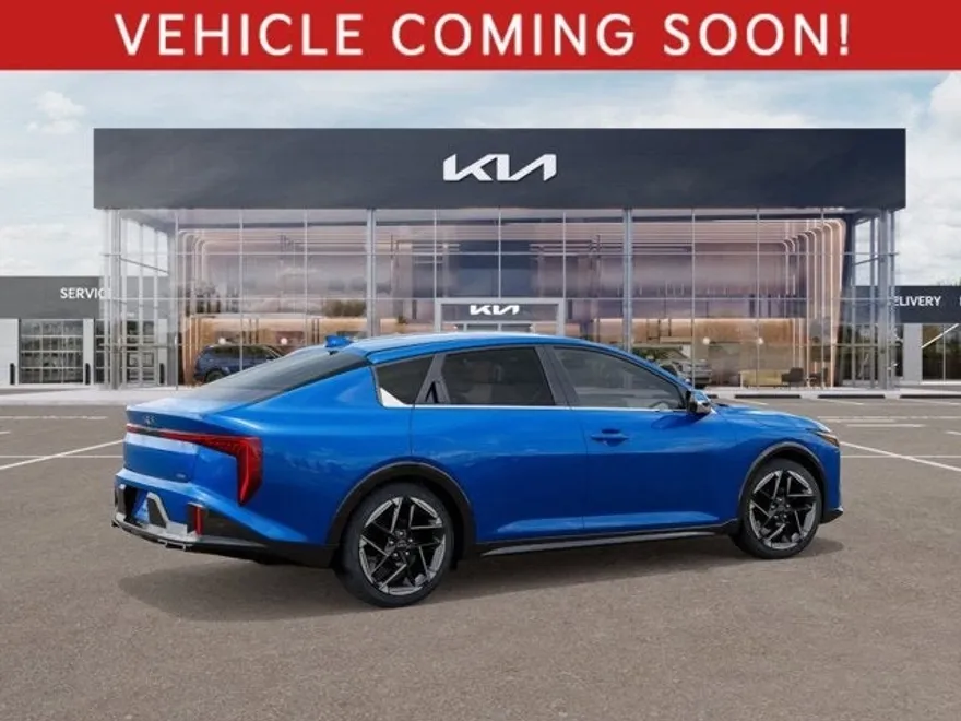 2025 Kia K4 GT-Line photo 1
