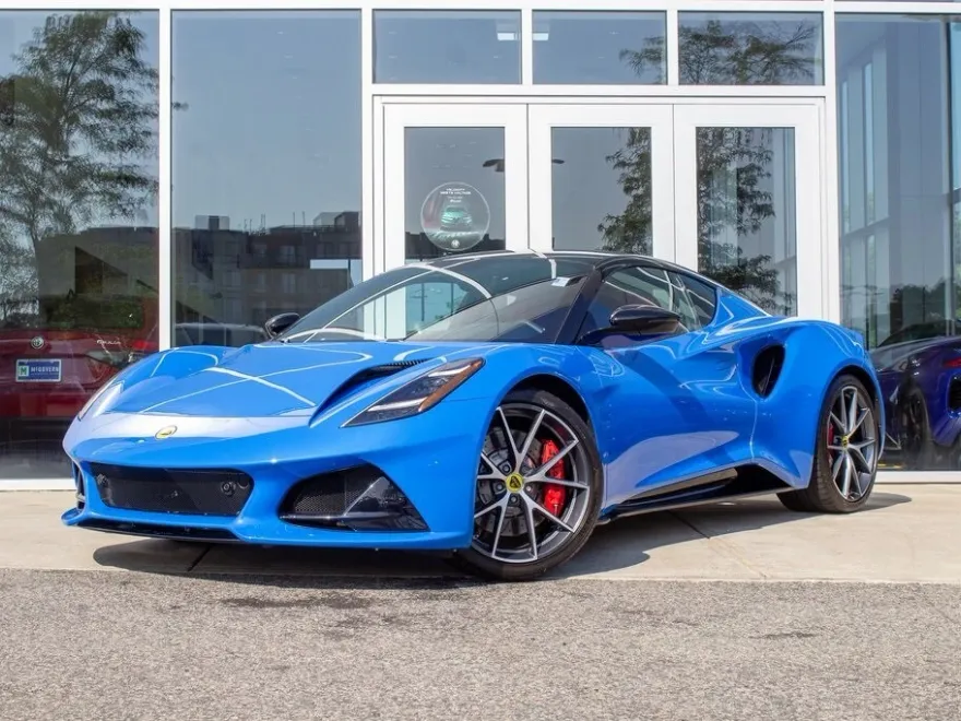2024 Lotus Emira First Edition photo 1