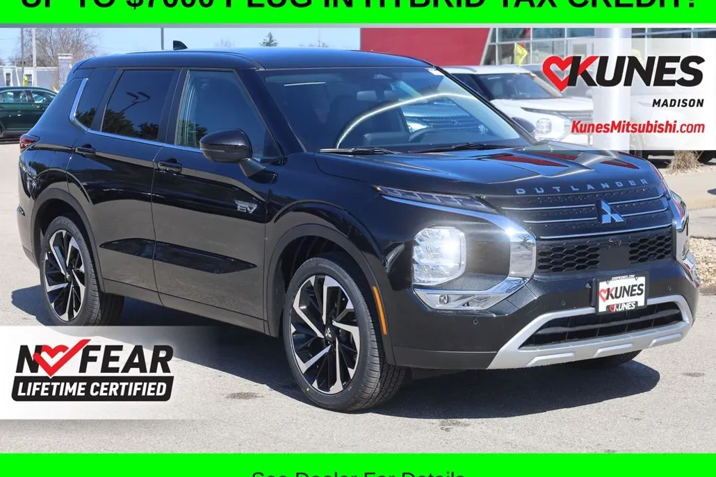 2025 Mitsubishi Outlander PHEV SEL photo 1