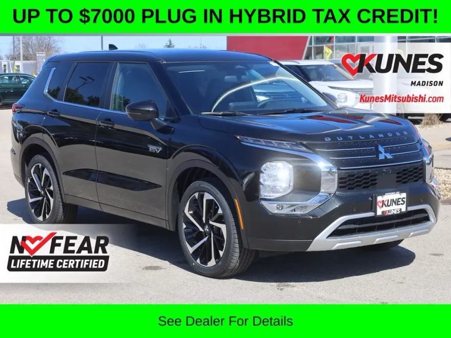 2025 Mitsubishi Outlander PHEV SEL photo 1