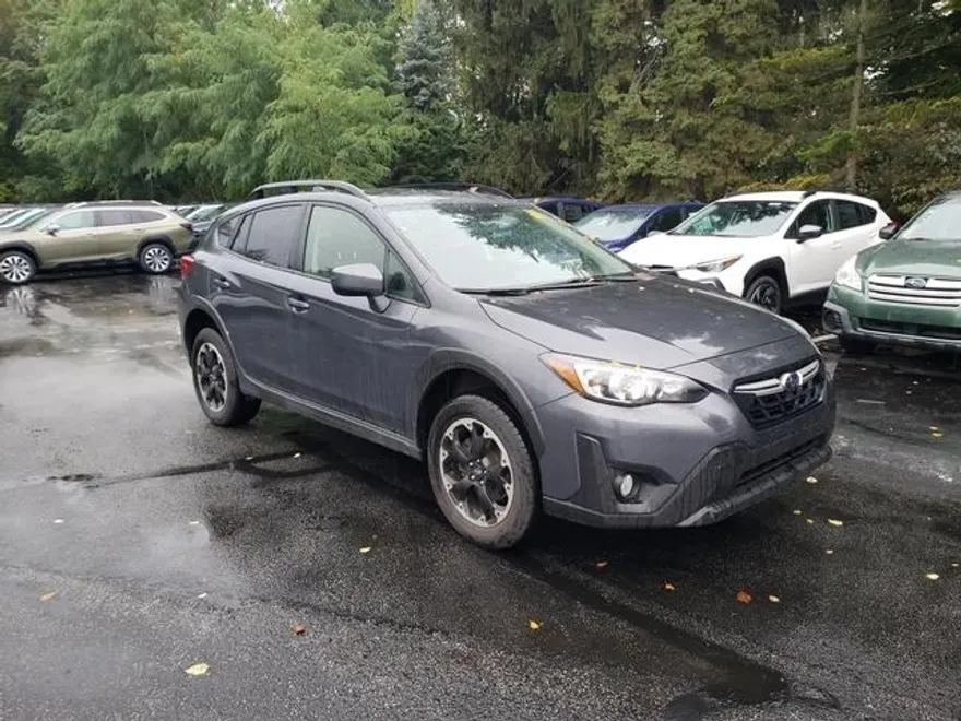 2022 Subaru Crosstrek Premium photo 1