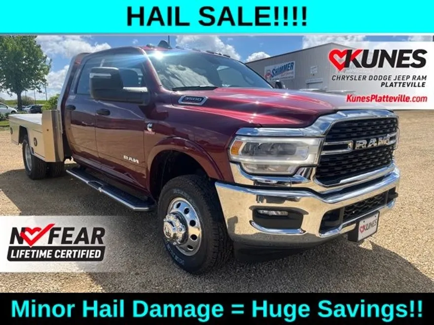 2024 Ram 3500 SLT photo 1