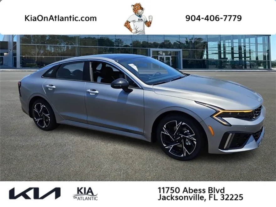 2025 Kia K5 GT-Line photo 1