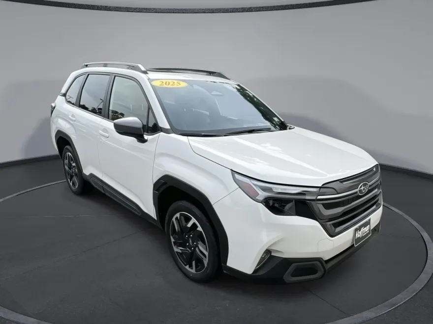 2025 Subaru Forester Limited photo 1