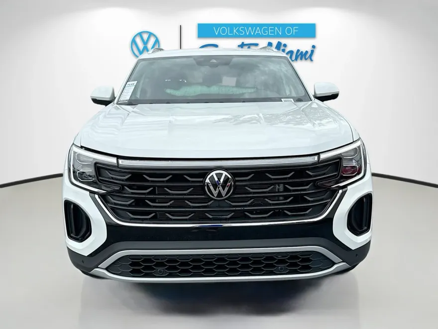 2026 Volkswagen Atlas Cross Sport SE Technology photo 1