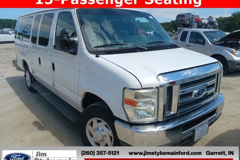 2013 Ford E-350 photo 1
