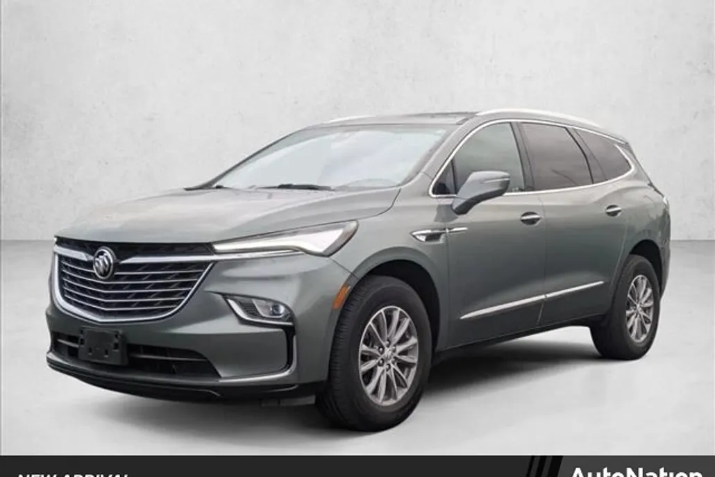 2023 Buick Enclave Essence photo 1