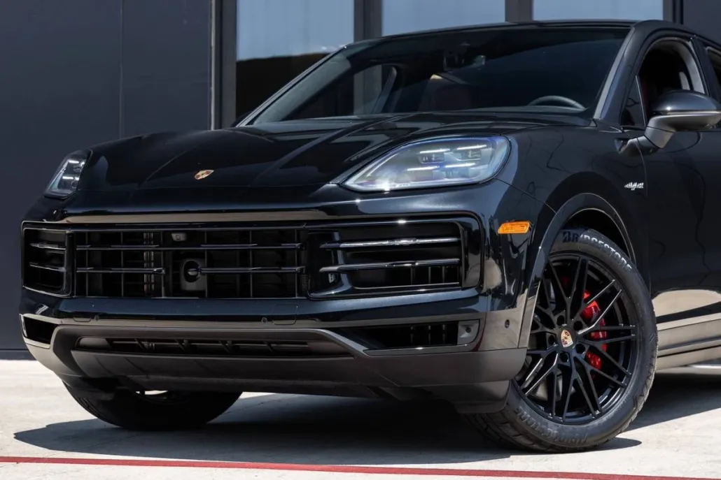 2025 Porsche Cayenne S E-Hybrid Coupe photo 1