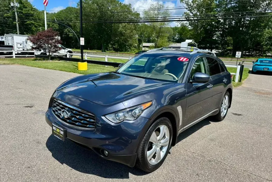 2011 Infiniti FX35 photo 1