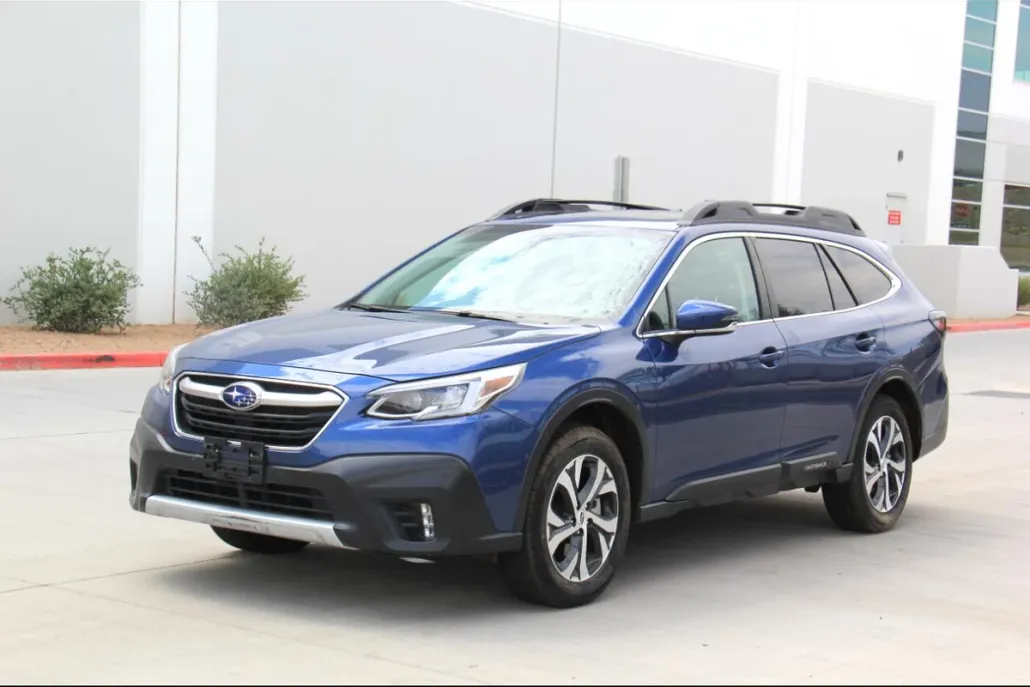 2022 Subaru Outback Limited photo 1