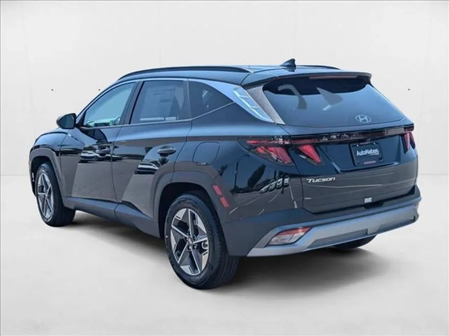 2025 Hyundai Tucson SEL photo 1