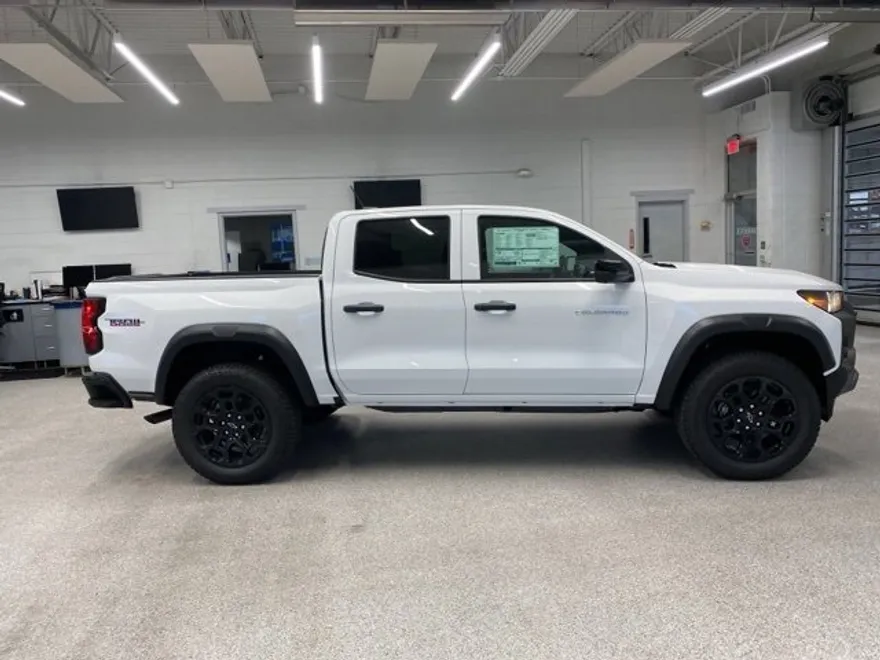 2026 Chevrolet Colorado Trail Boss photo 1