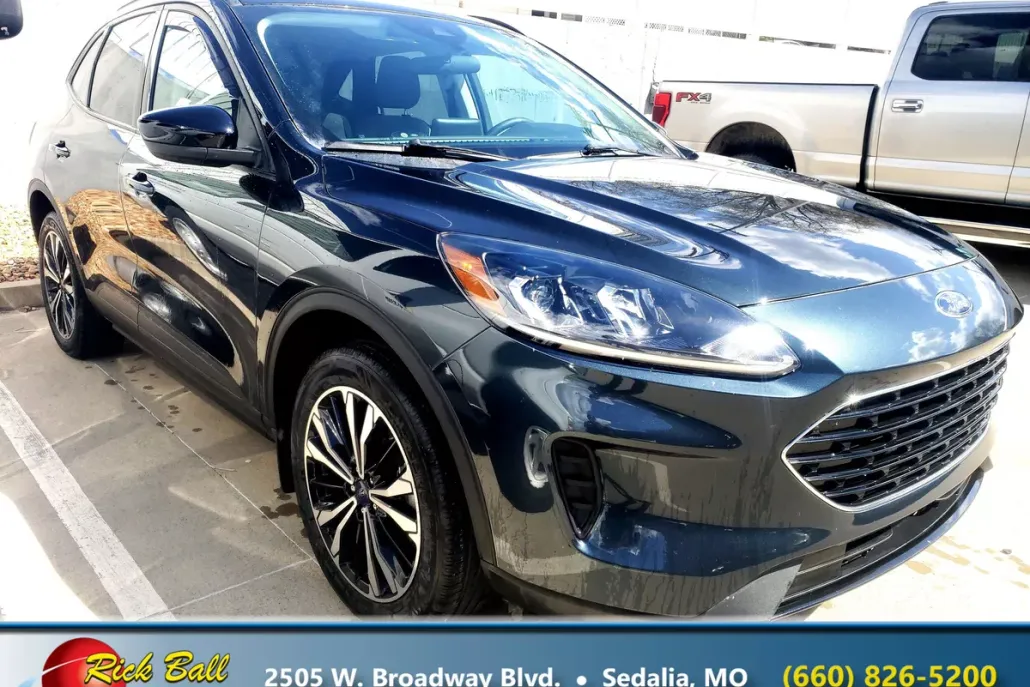 2022 Ford Escape SE photo 1