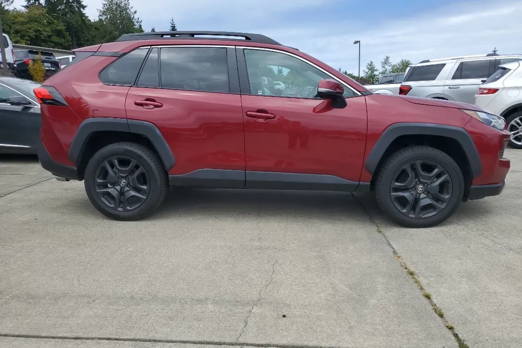 2023 Toyota RAV4 Adventure photo 1