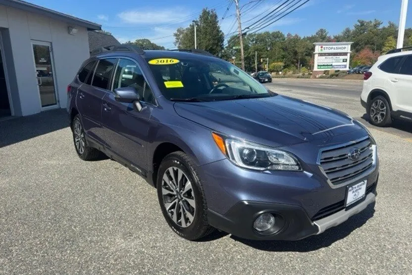2016 Subaru Outback 3.6R Limited photo 1