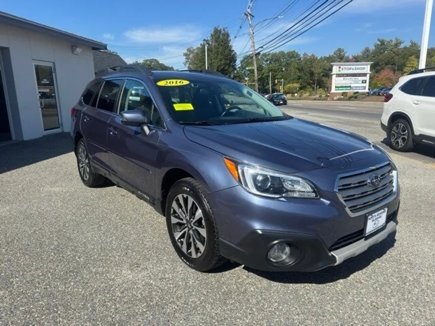 2016 Subaru Outback 3.6R Limited photo 1